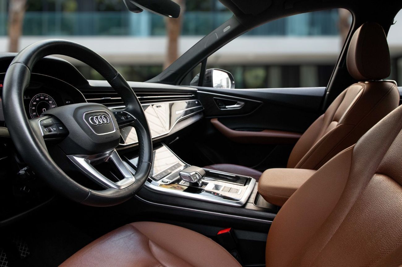 أودي Q7 Q7 S-line | 3,134 P.M | 0% Downpayment | Agency Warranty!