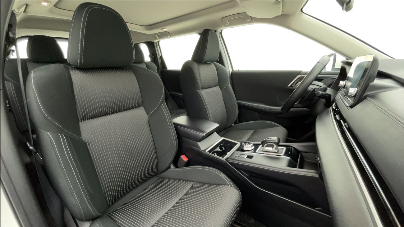 Mitsubishi Outlander 2023 HL FABRIC SEAT WITH SUNROOF | AED 1128/Month | 0 DP | 30 Day Return | Warranty | Service Histor