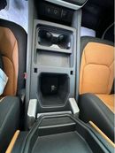 لاند روفر ديفندر 2023 Land Rover Defender 130-P400- X Dynamic 3.0L