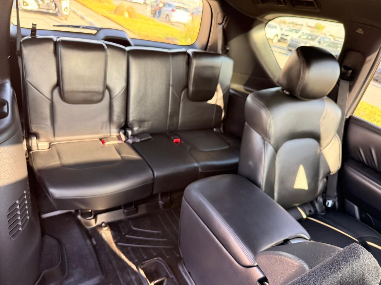 Nissan Armada SL Full Option ,Sunroof 4WD 2022 model
