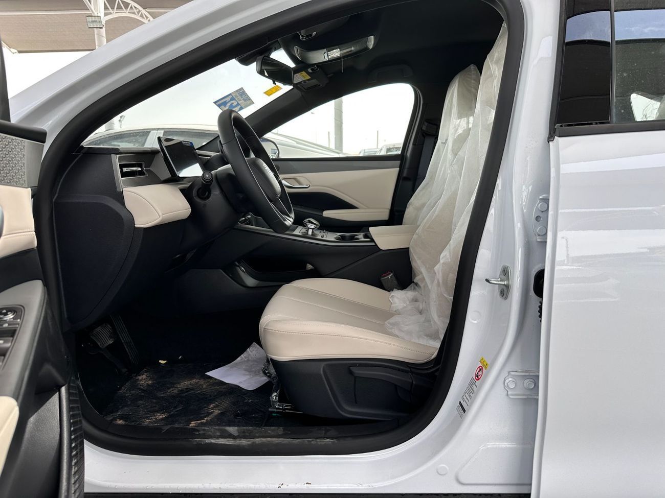 بي واي دي كين بلاس BYD QIN PLUS 1.5L DMI 55KM plug in Hybrid ( DUCAMZ )