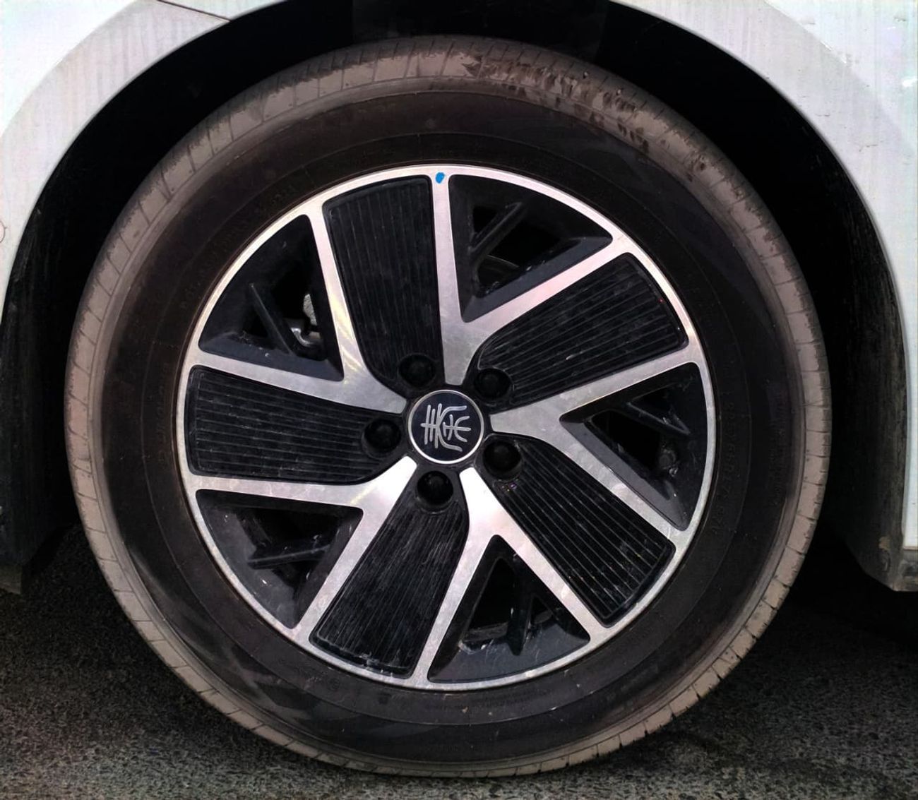 بي واي دي كين ال دي ام-اي 1.5L Petrol Engine DM-i 80km Range 2025 Model Brand New