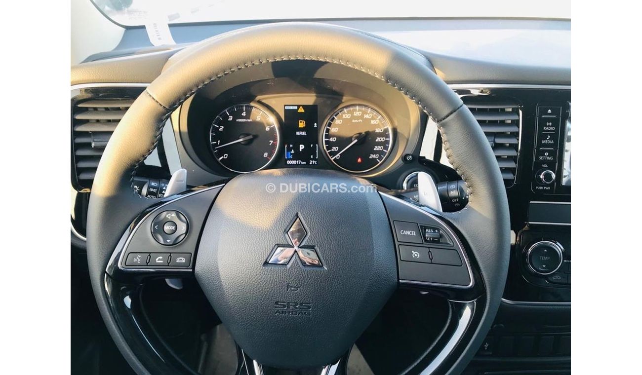 Mitsubishi Outlander MITSUBISHI OUTLANDER 4WD V4 /// 2019 MODEL /// FULL OPTION /// LEATHER SEAT , SUNROOF /// SPECIAL OF