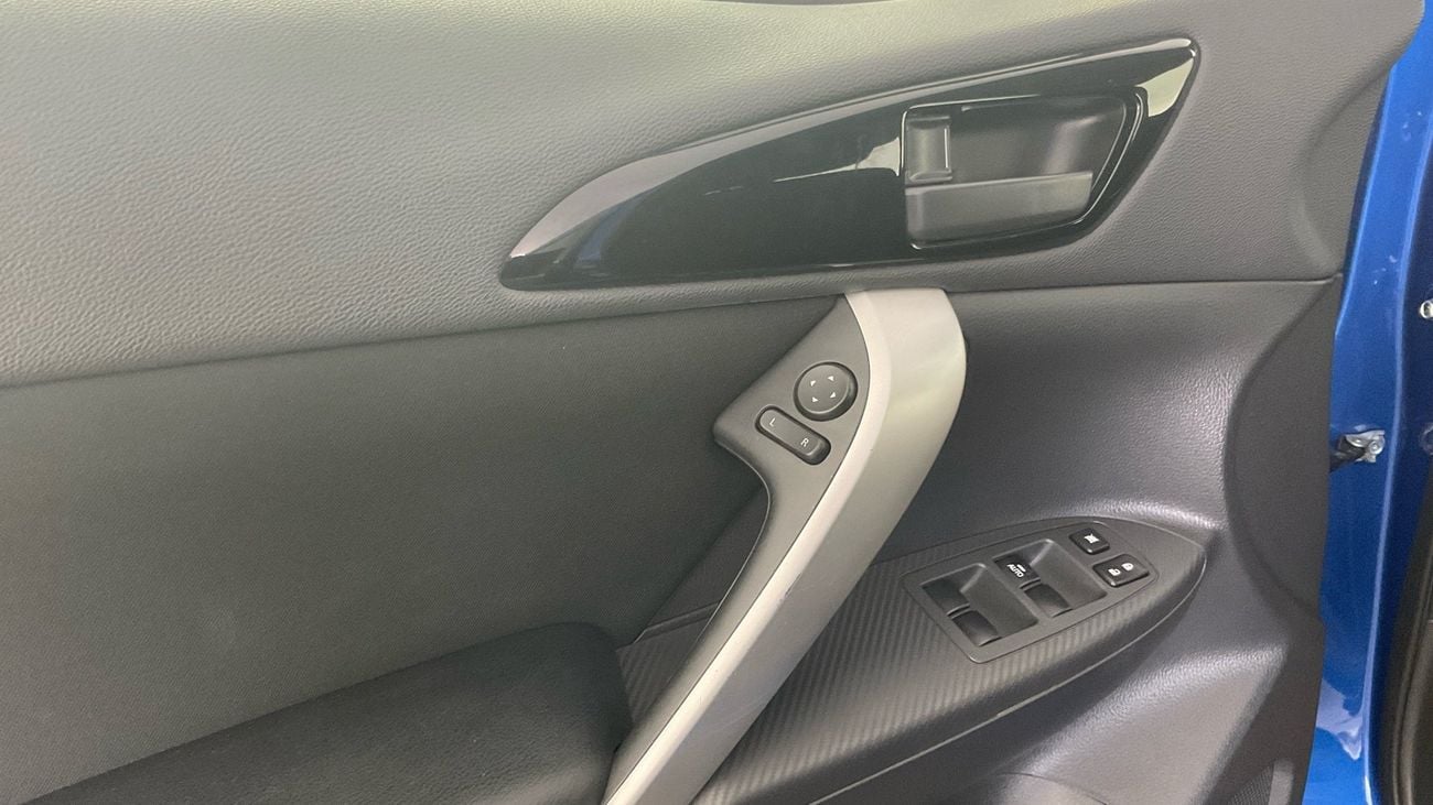 ميتسوبيشي إكلبس كروس GLX Highline | شامل الضمان | 0 ﺪﻔﻋﺓ ﺃﻮﻟﻯ