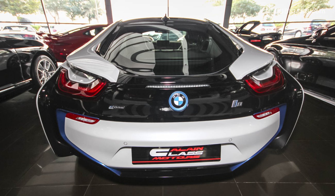 BMW i8