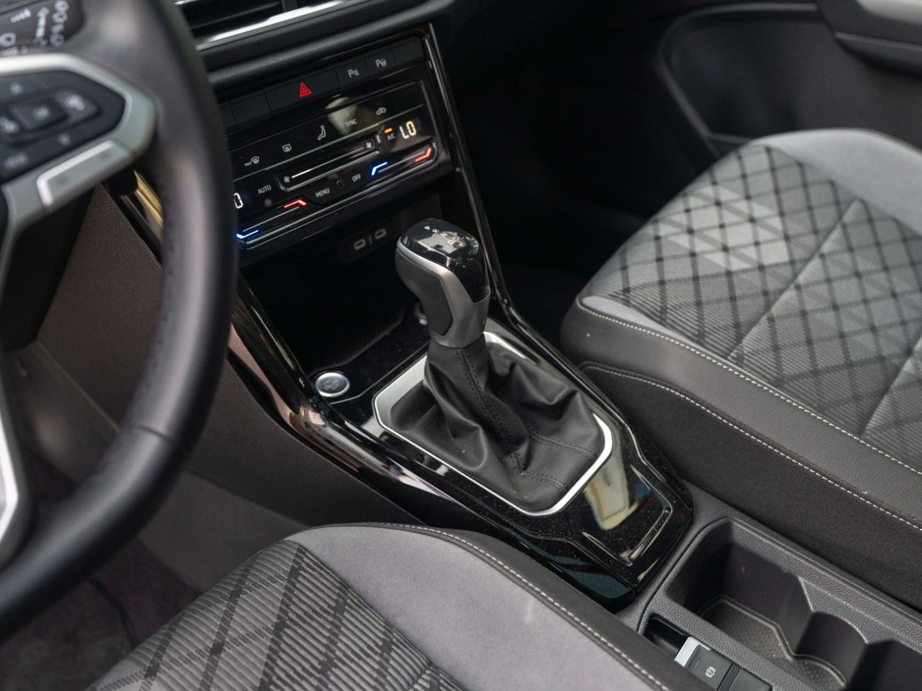 Volkswagen T ROC R-line 1.4L