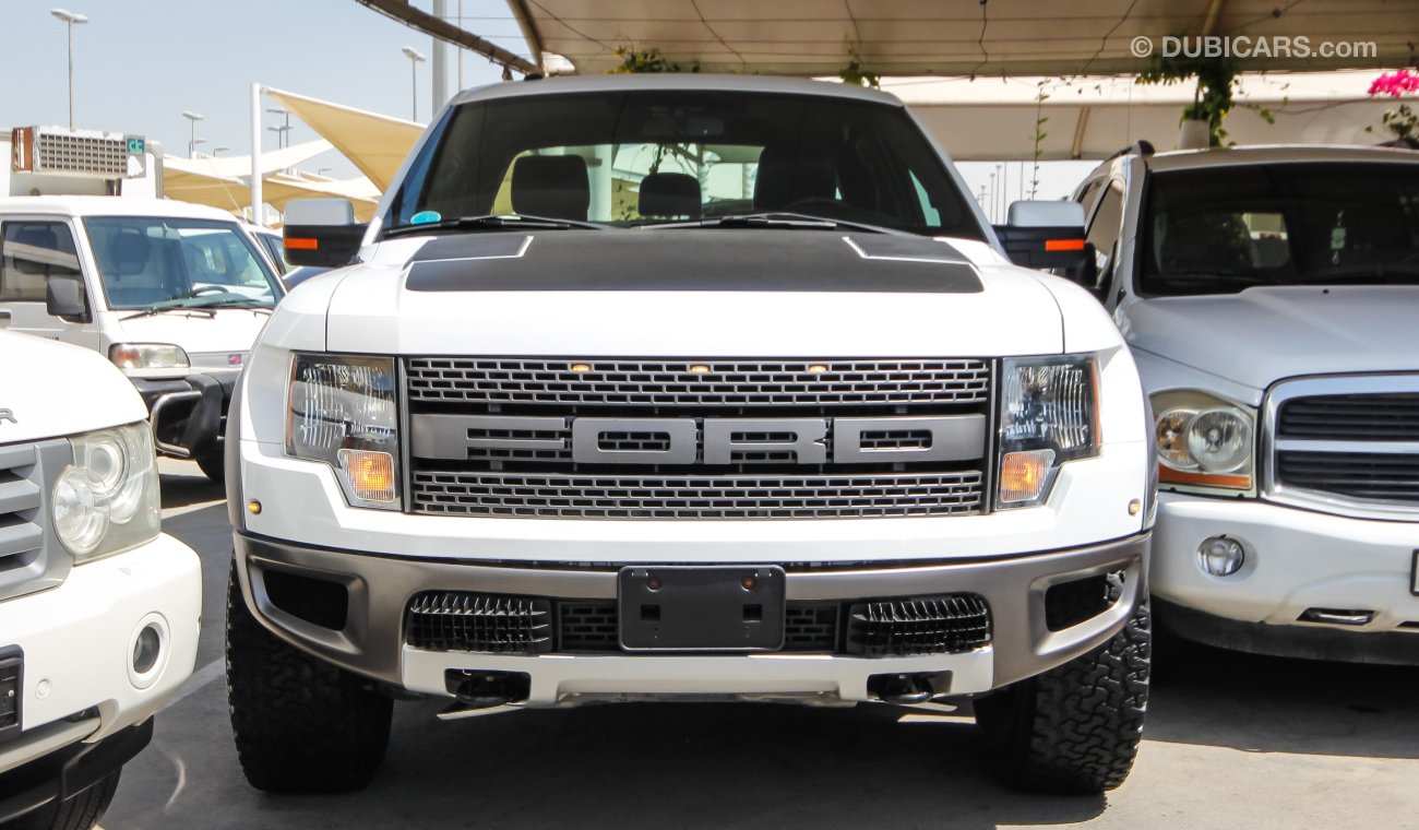 Ford Raptor 6.2 L SVT