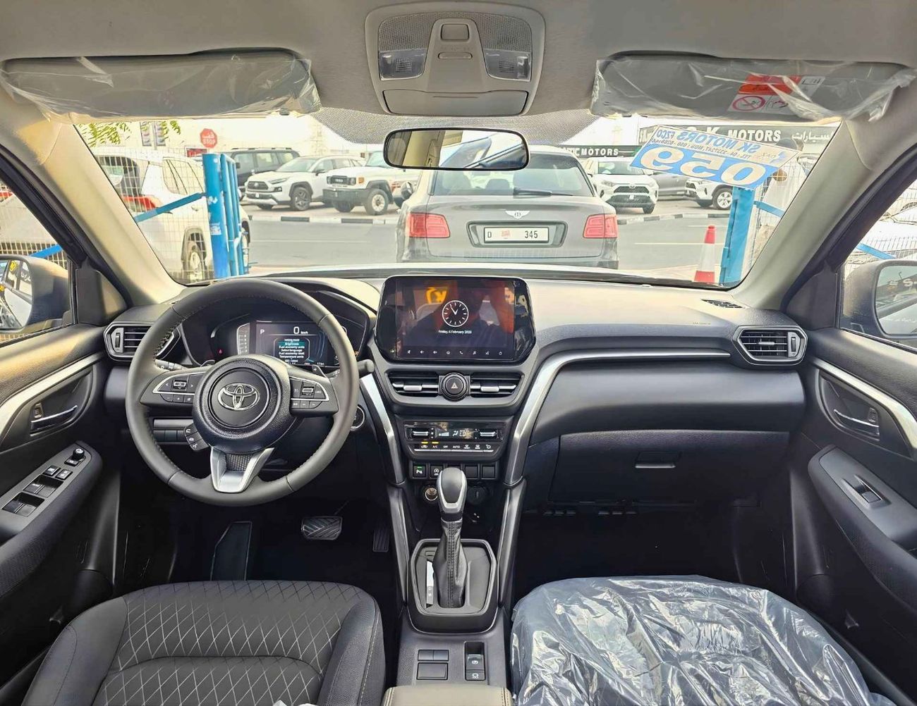 تويوتا أوربان كروزر GLX NEODRIVE / 1.5L PETROL V4 / KYELESS DOOR / PUSH START / DVD+CAMERA (CODE # UB3)