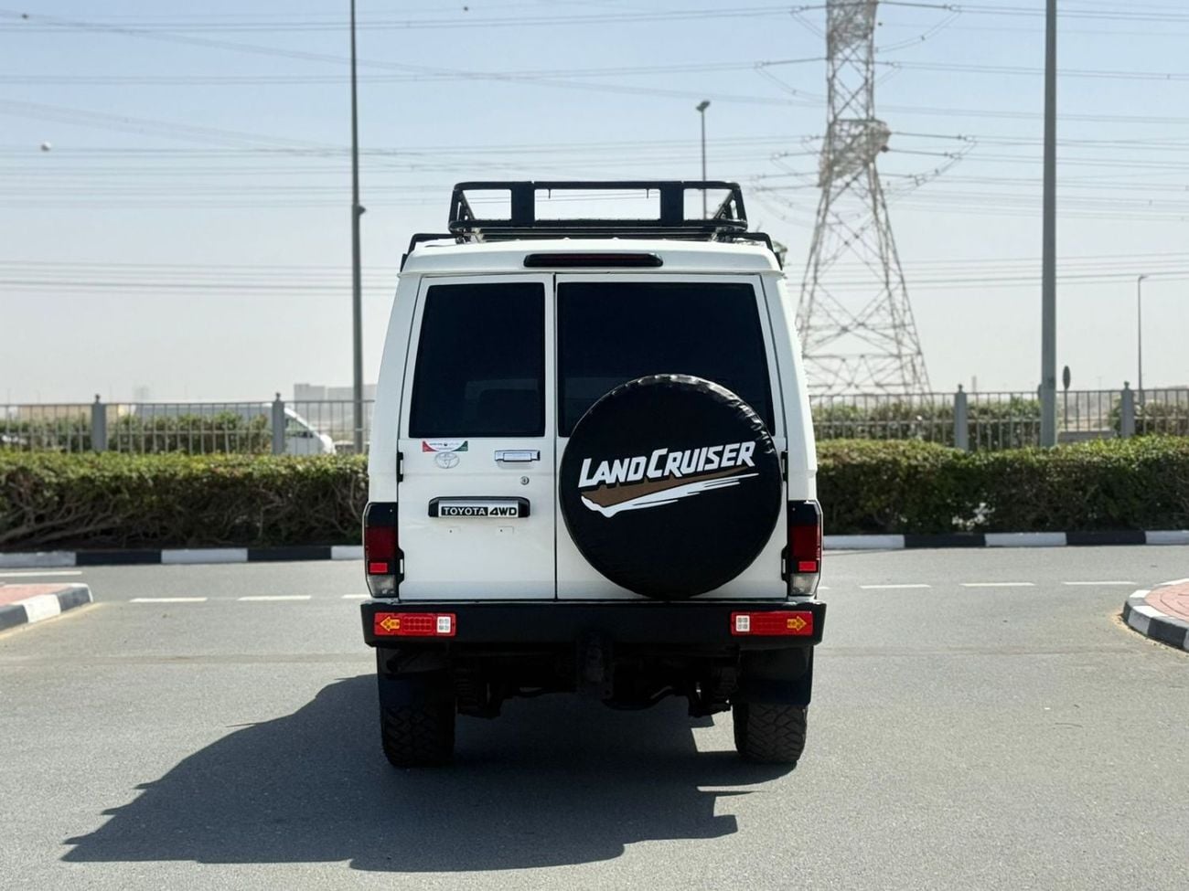 Toyota Land Cruiser 2018 | 3.2L DIESEL | MT | RHD | HEAVY BULL BAR WITH LED LIGHTS | HEAVY ROOF RACK | AIR SNORKEL