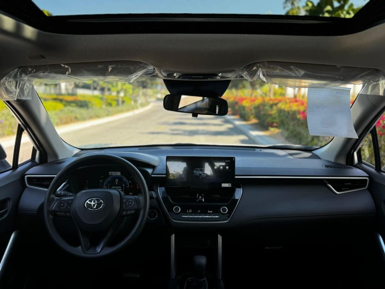 Toyota Corolla Cross (*Toyota Corolla Cross Hybrid)