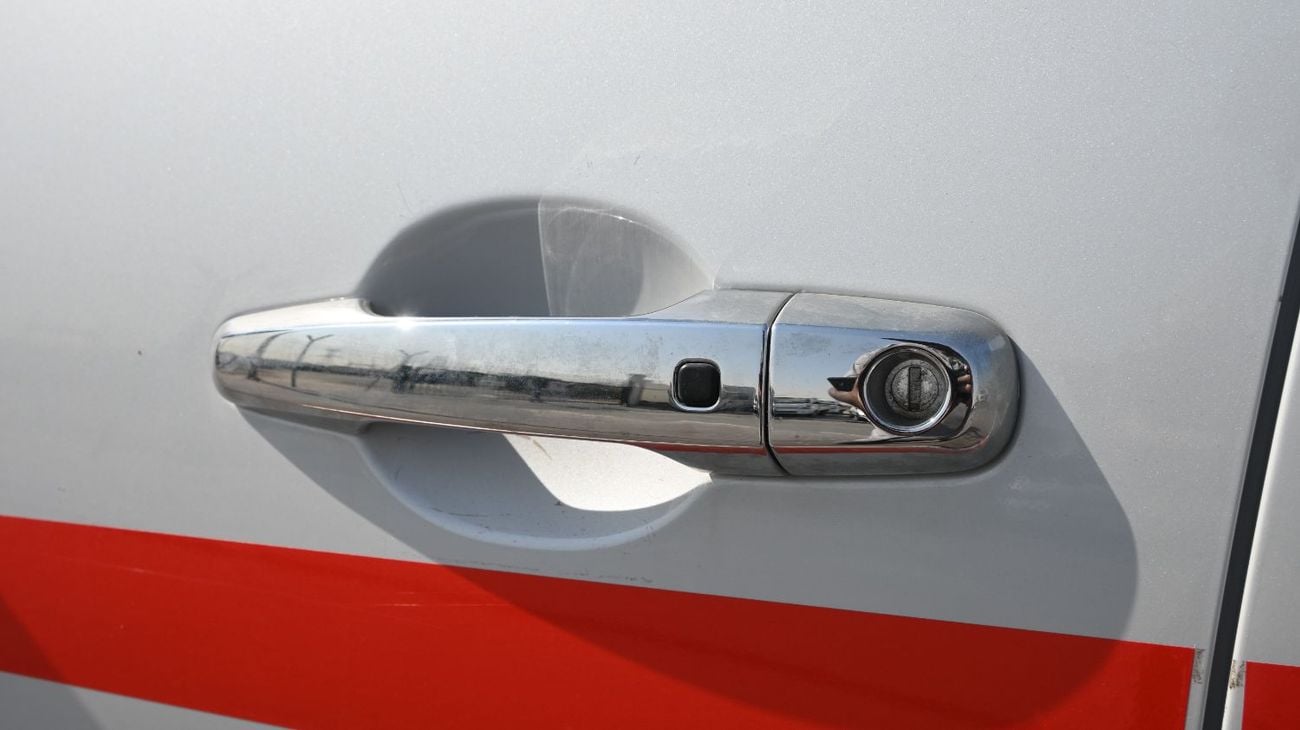 Mitsubishi Pajero MITSUBISHI PAJERO SPORT 2.5L  AMBULANCE 4WD A/T 7 SEATER (2023 MY)