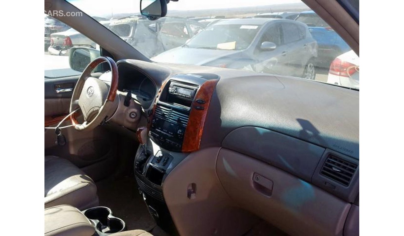 Toyota Sienna 2006 Full Option Passing from RTA Dubai