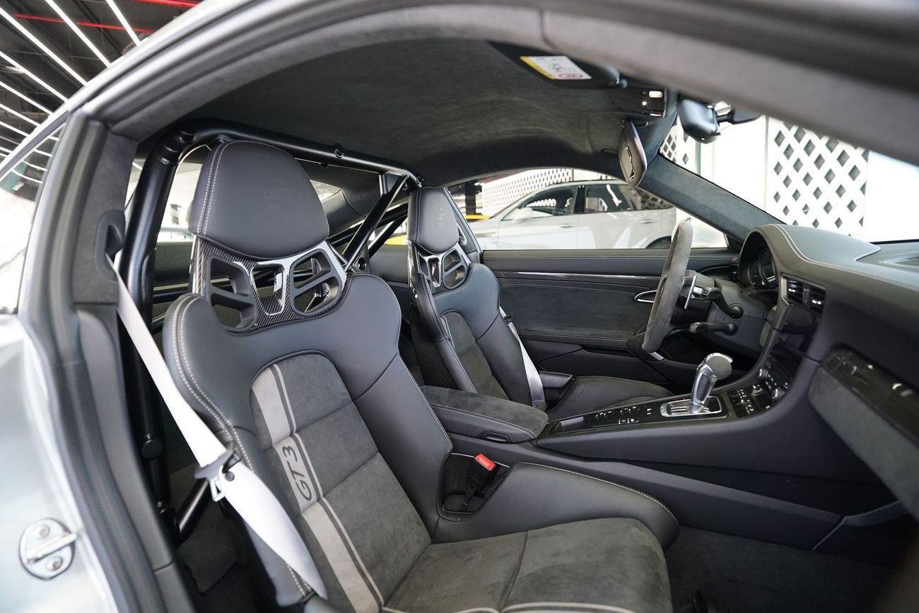 Porsche 911 GT3 3.8L (475 HP) Convertible