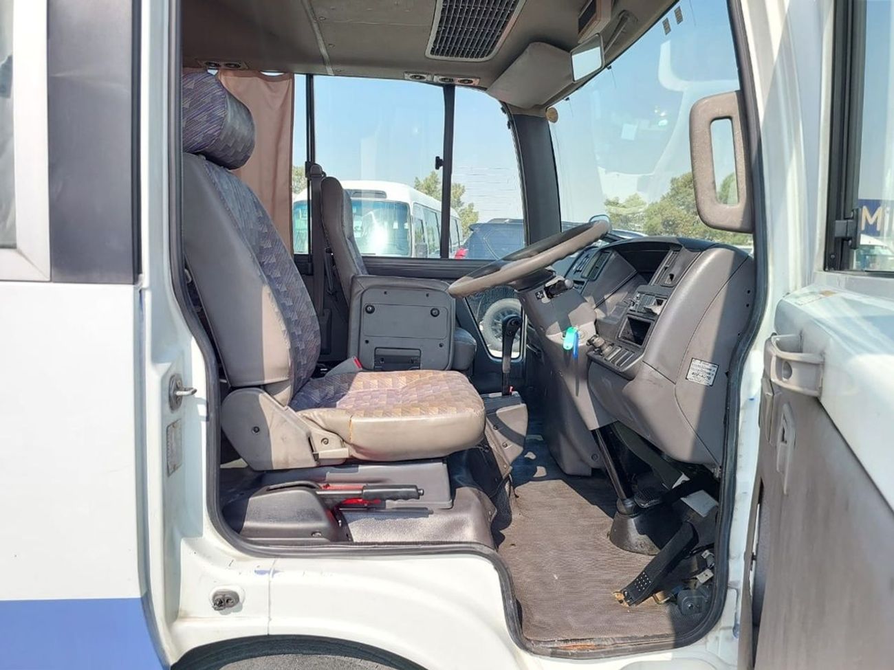 Nissan Civilian NISSAN CIVILIAN BUS RHD 1999 MODEL 4.2 L DIESEL AUTOMATIC(PM00927)