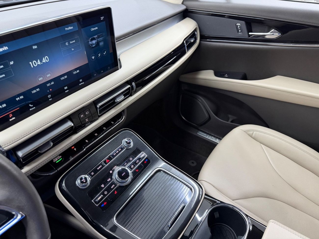 لينكولن ناوتيلوس Select 2.7L