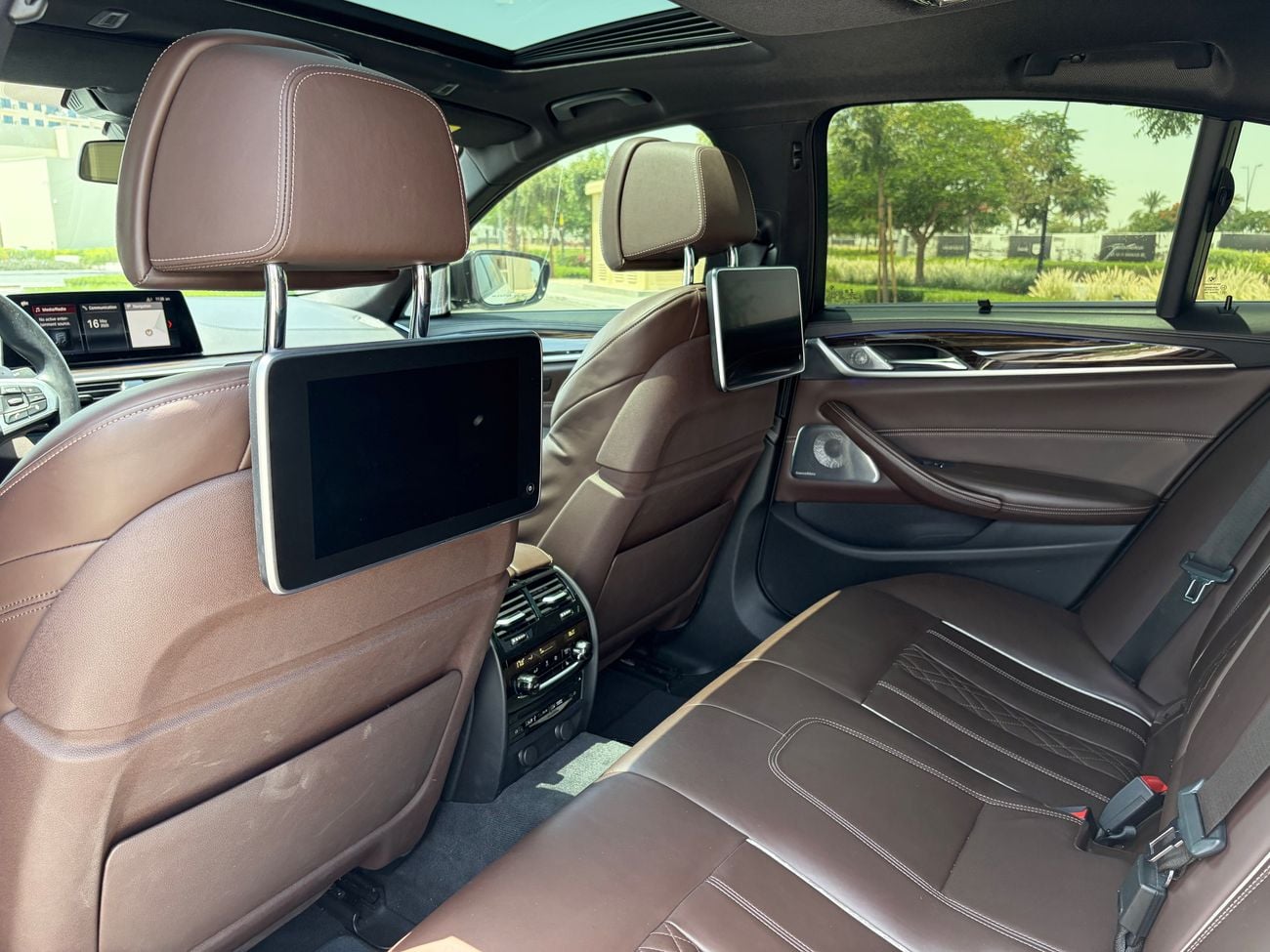 BMW M550i STD