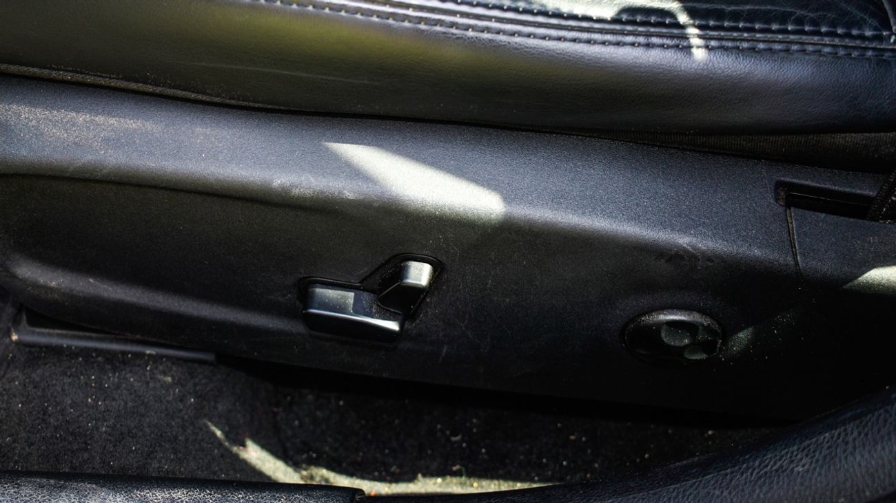 Chrysler 300C Import SRT No. 2 cruise control without accidents, fingerprint, electric mirrors, cruise control, in