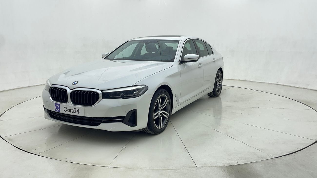 بي أم دبليو 520i 2023 JOY EDITION | AED 1818/Month | 0 DP | 30 Day Return | Warranty | Service History