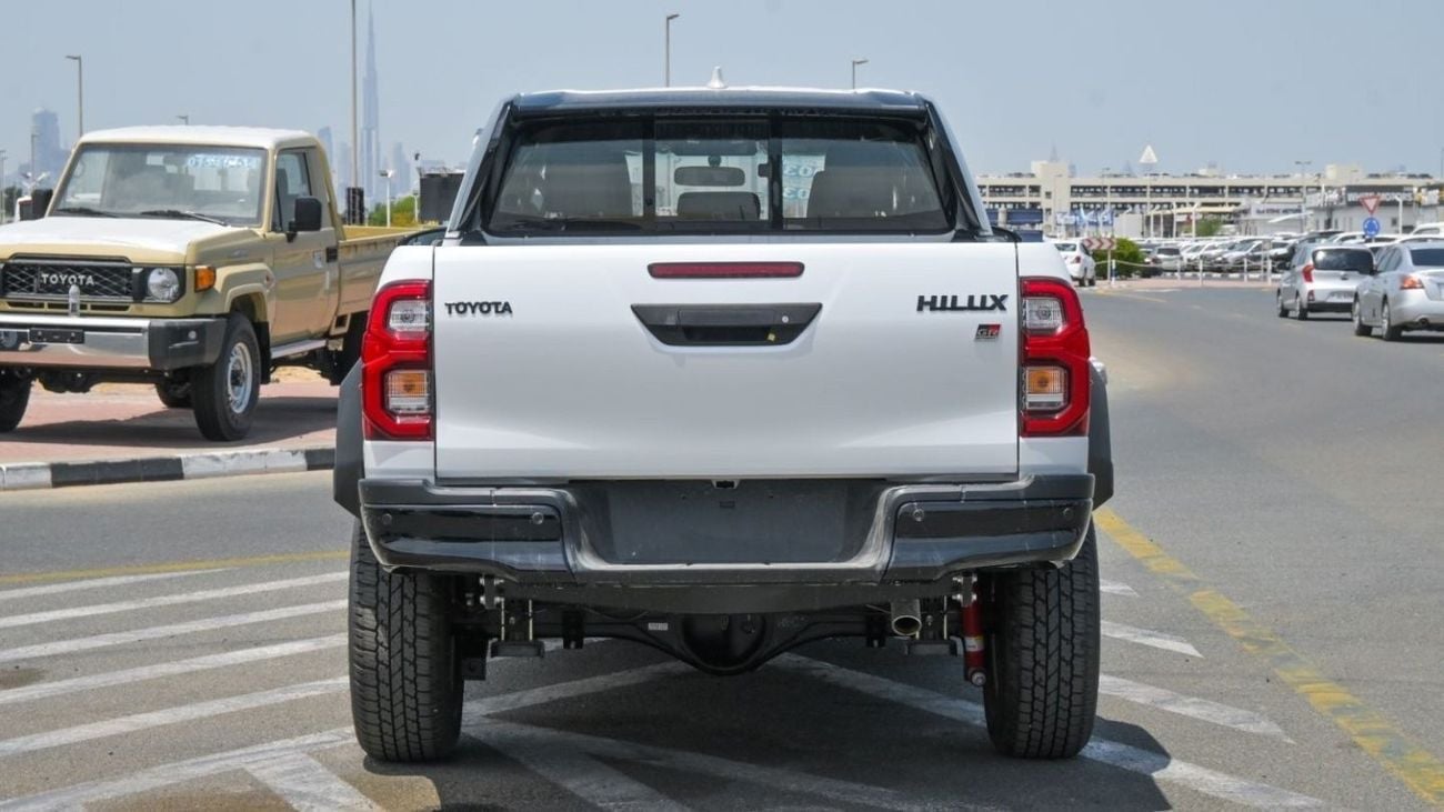 Toyota Hilux Toyota Hilux GR Sport - 2.8L - DSL - White - 2024 (Export)