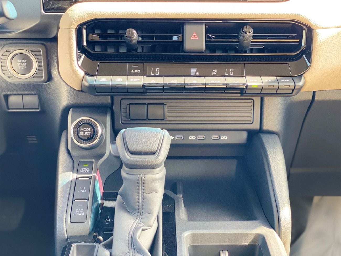 Toyota Prado 2.4L TURBO MID A/T PETROL TO