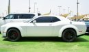 Dodge Challenger SXT *SRT WIDE BODY* Challenger SXT V6 2019/ Leather Interior/Very Good condition