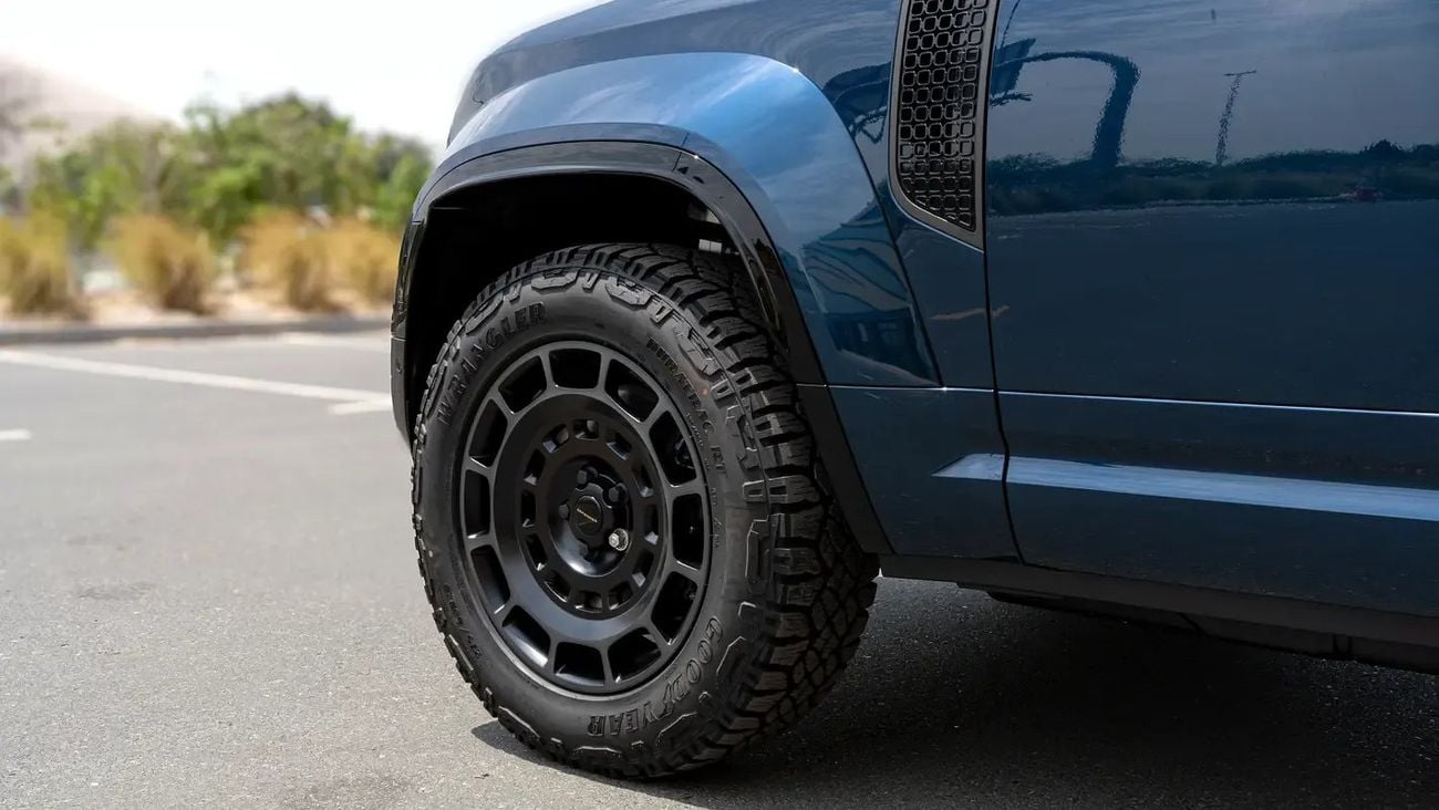 لاند روفر ديفندر Land Rover Defender 110 2026