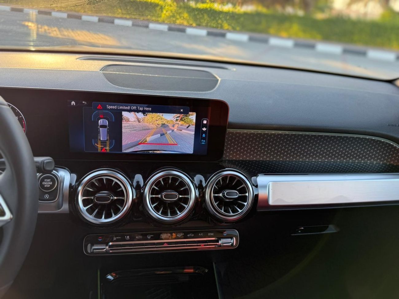 مرسيدس بنز GLB 250 Std 2.0L