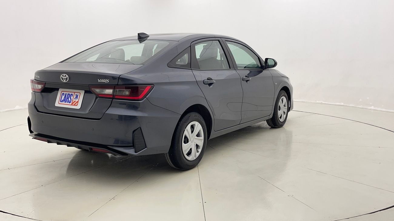 تويوتا يارس E 1.5 | بدون دفعة مقدمة | اختبار القيادة في المنزل