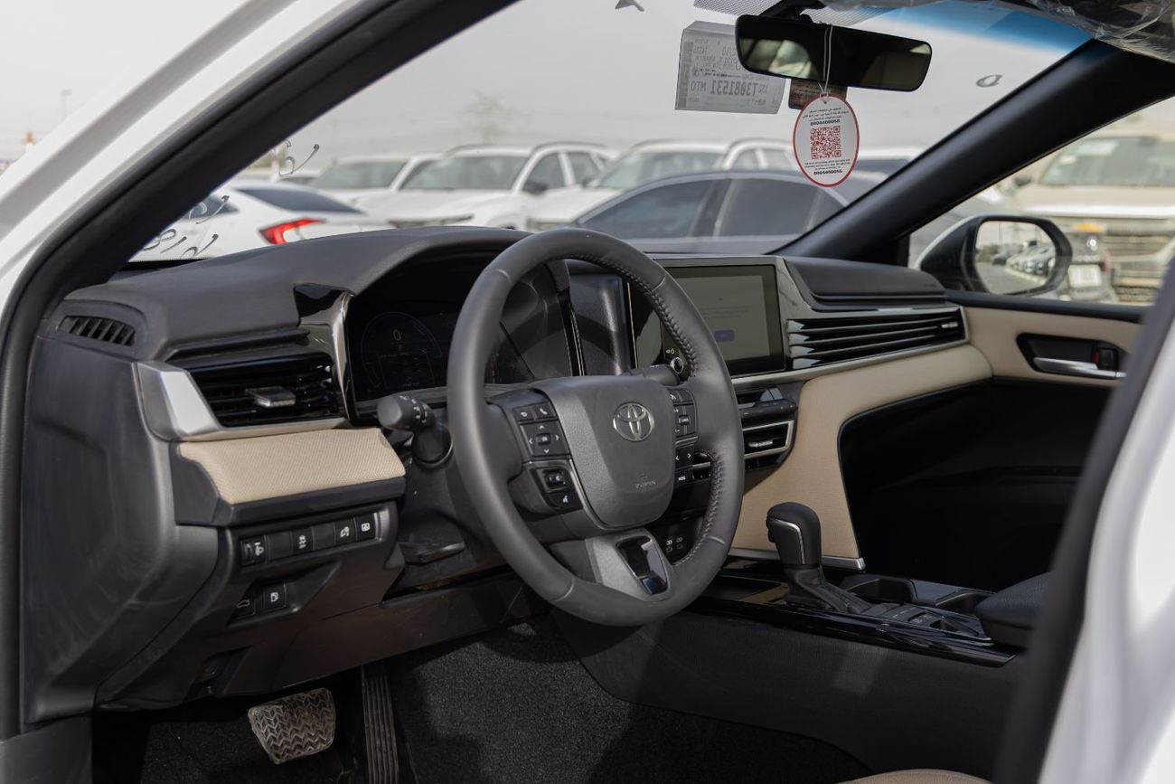 Toyota Camry Toyota Camry LE 2.5 L | Hybrid | White | Panoramic Sunroof | Electric Chair | 2026 GCC Specs