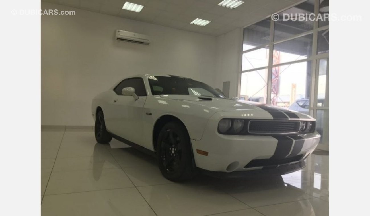 Dodge Charger full optins V8