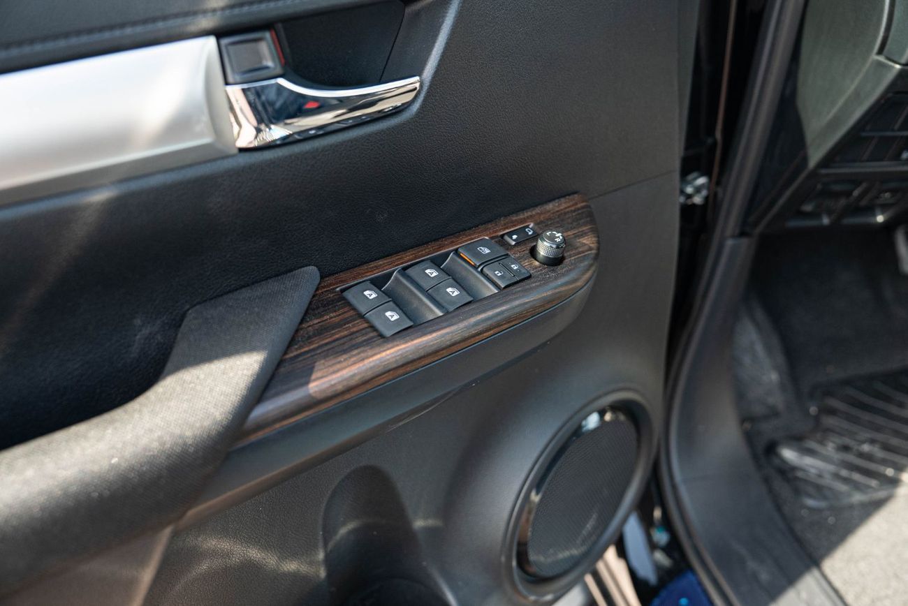 Toyota Hilux 2025 Toyota Hilux HI 2.7 - Attitude Black Pearl Inside Black | Export Only