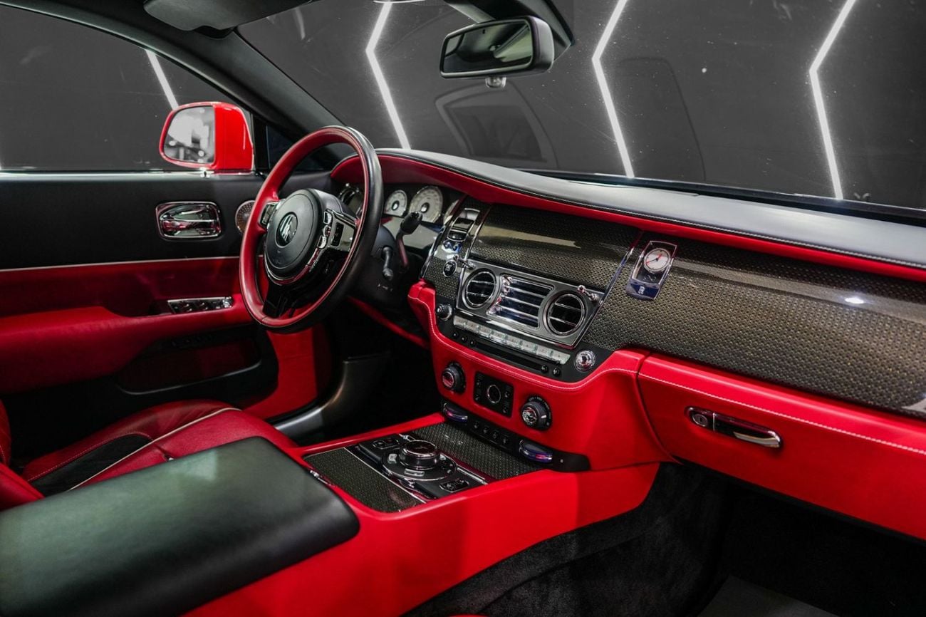 Rolls-Royce Wraith Black Badge, Two-Tone Exterior, Bespoke Audio, Starlight, GCC Specs!!