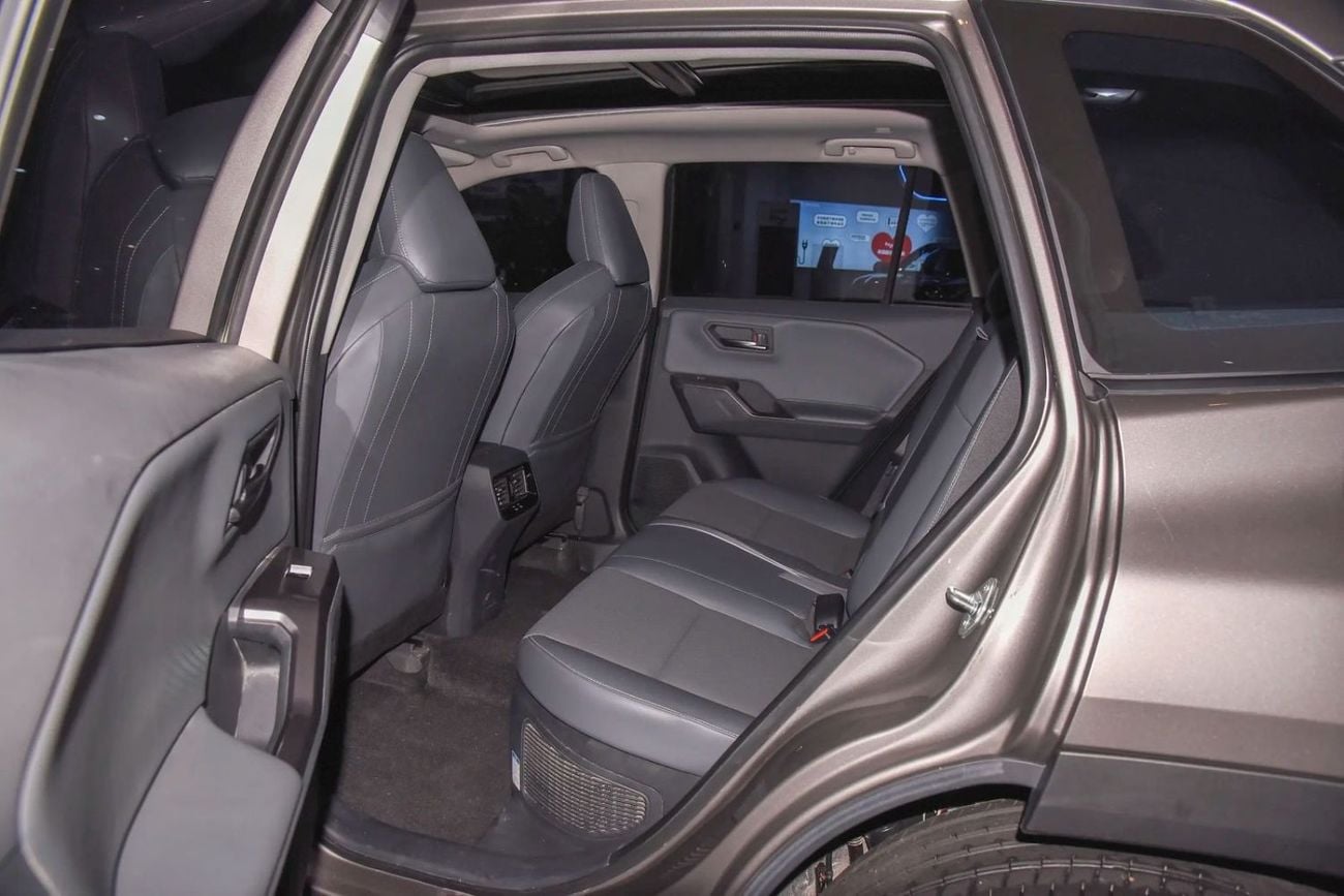 Toyota RAV4 RAV4 4WD 2.5L HEV FLAGSHIP 2026