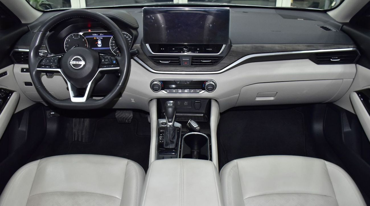 نيسان ألتيما EXCELLENT DEAL for our Nissan Altima SL ( 2024 Model ) in Silver Color GCC Specs