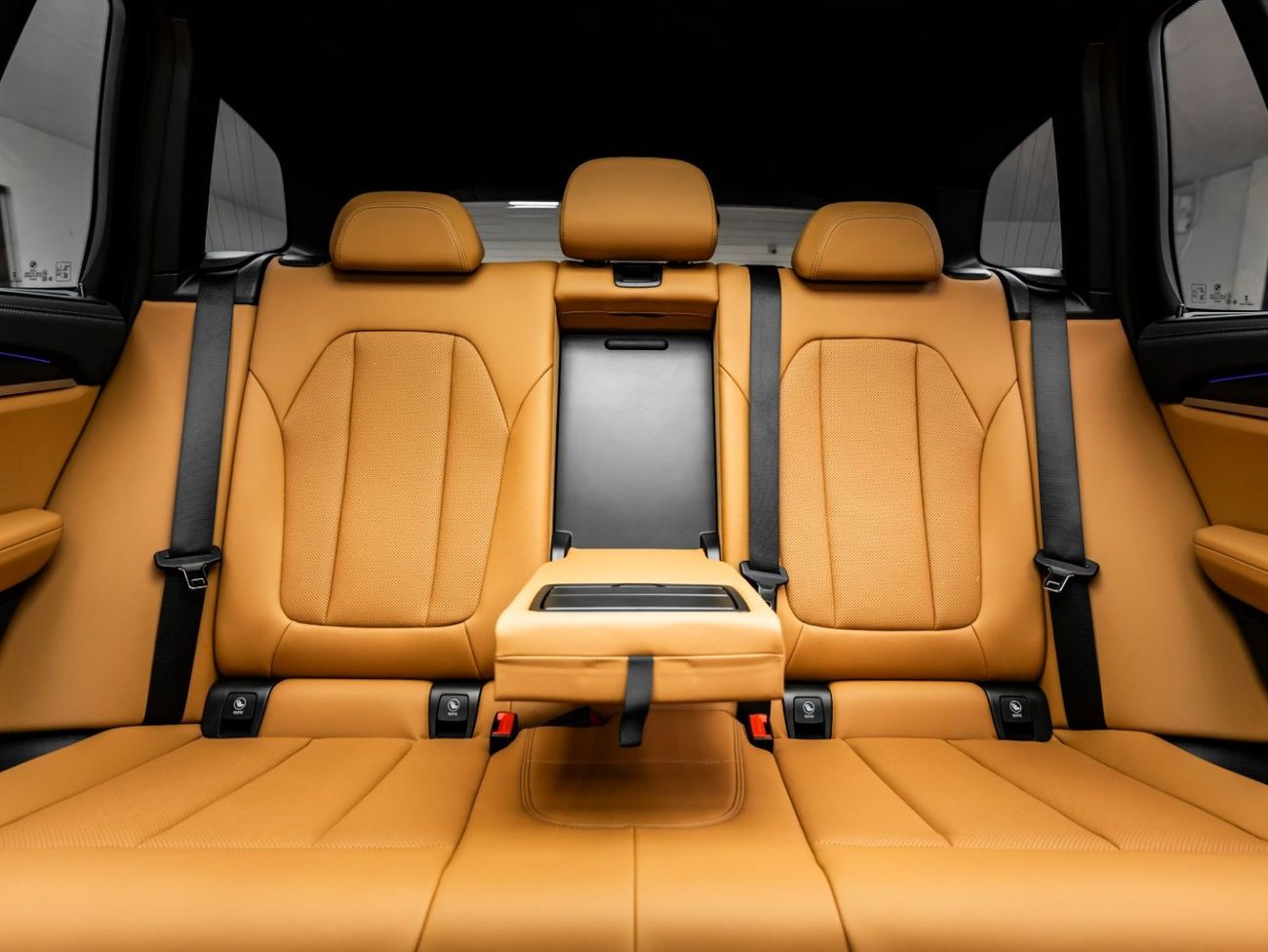 BMW X3 xDrive 30i M Sport 2.0L 2023 BMW X3 xDrive 30i, 2028 BMW Warranty + Service Contract, Low KMs, GCC