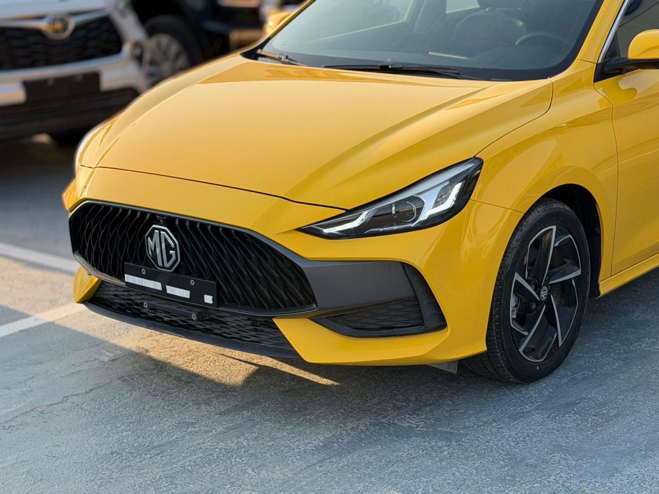 MG GT LUXURY 1.5L Turbo Petrol 2023 Export Price @ 37,000 AED