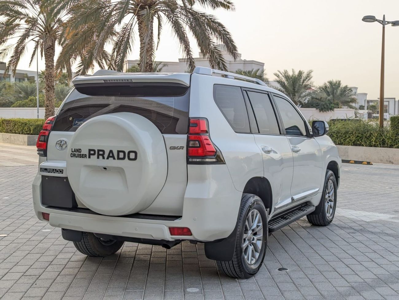 تويوتا برادو Toyota Prado 2018 gxr white colour LHD automatic gear