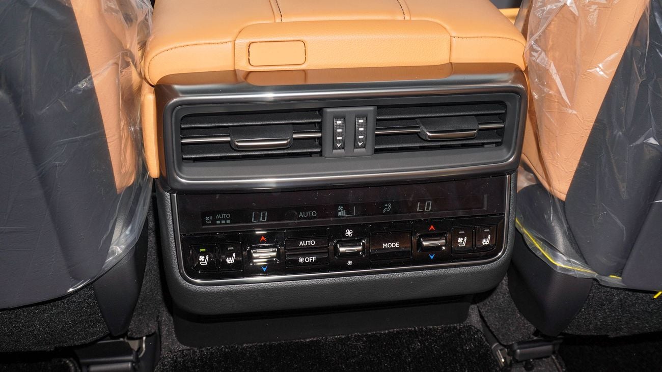 لكزس LX 600 3.5L V6