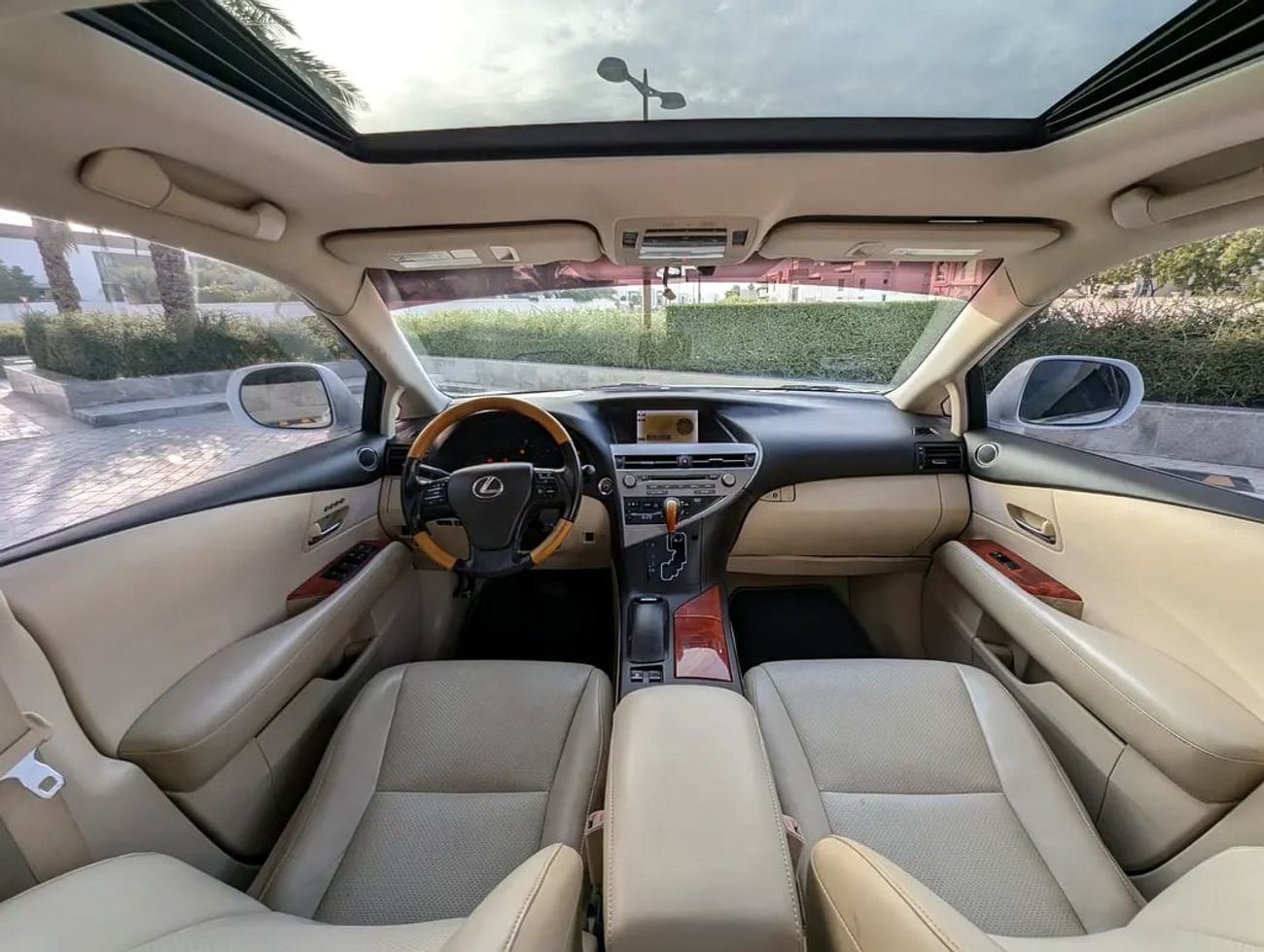لكزس RX 350 RX 350 Premier - American Specs Perfect Condition Inside Out Low KM Family Luxury SUV