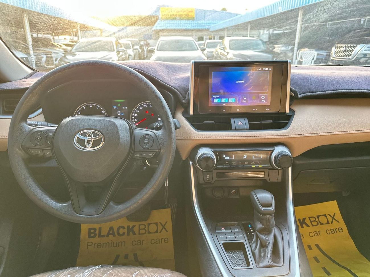 Toyota RAV4 LE