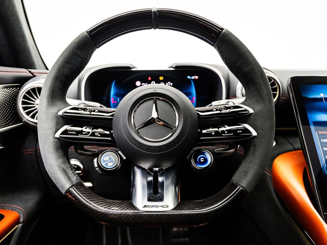 مرسيدس بنز أي أم جي جي تي 63 4 Matic+ (2 Door)