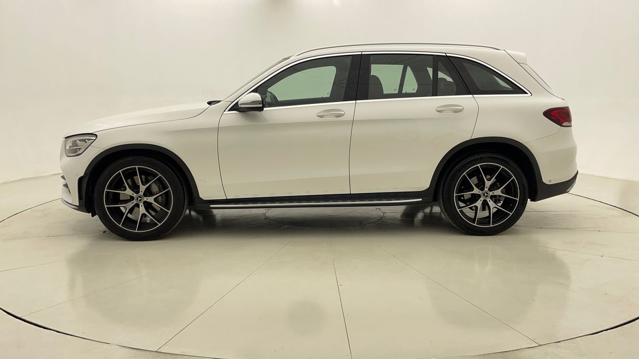 مرسيدس بنز GLC 200 AMG LINE 2 | بدون دفعة مقدمة | اختبار القيادة في المنزل