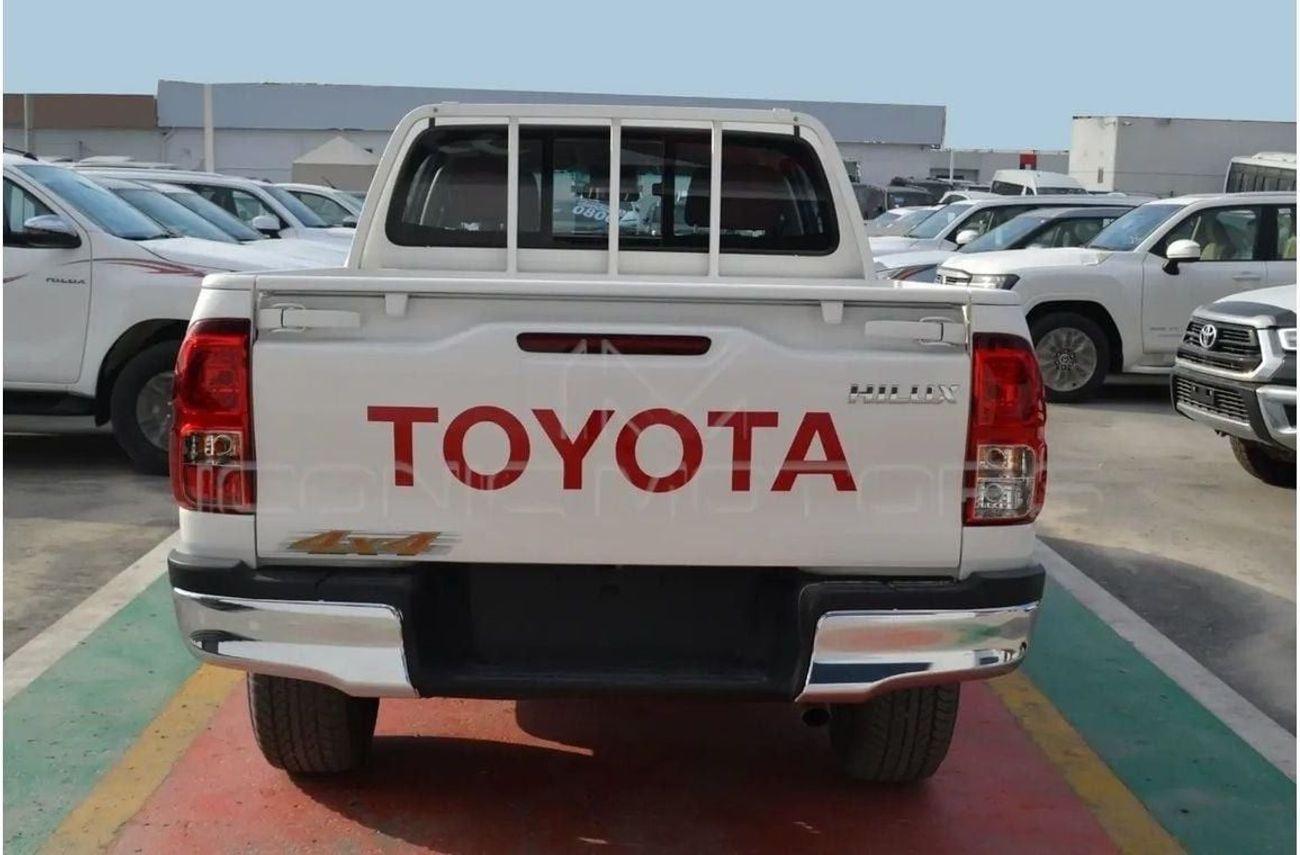 تويوتا هيلوكس 2025 TOYOTA HILUX DC DLX 2.4L 4X4 (DIESEL) A/T