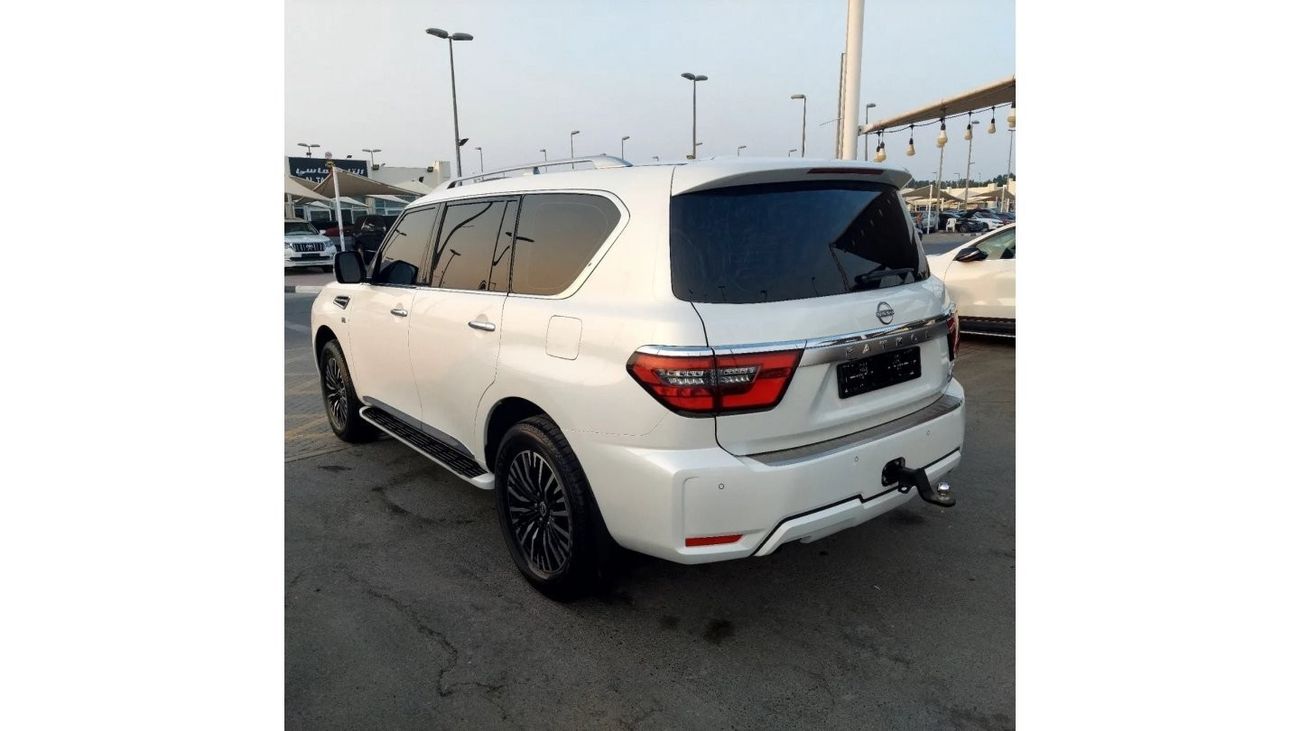 نيسان باترول LE بلاتينوم سيتي