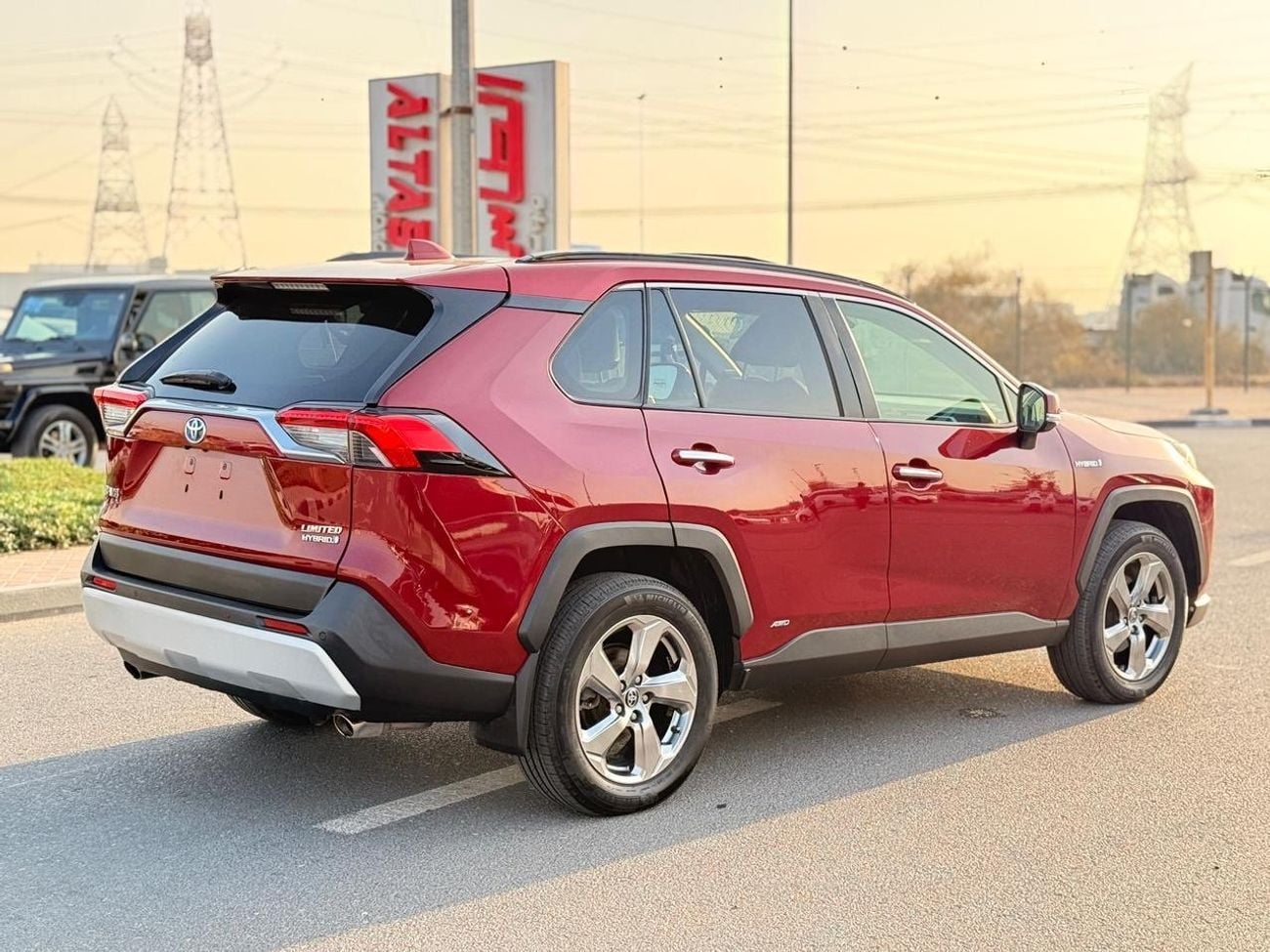 Toyota RAV4 Hybrid limited | panoramic, 360 camera Full option