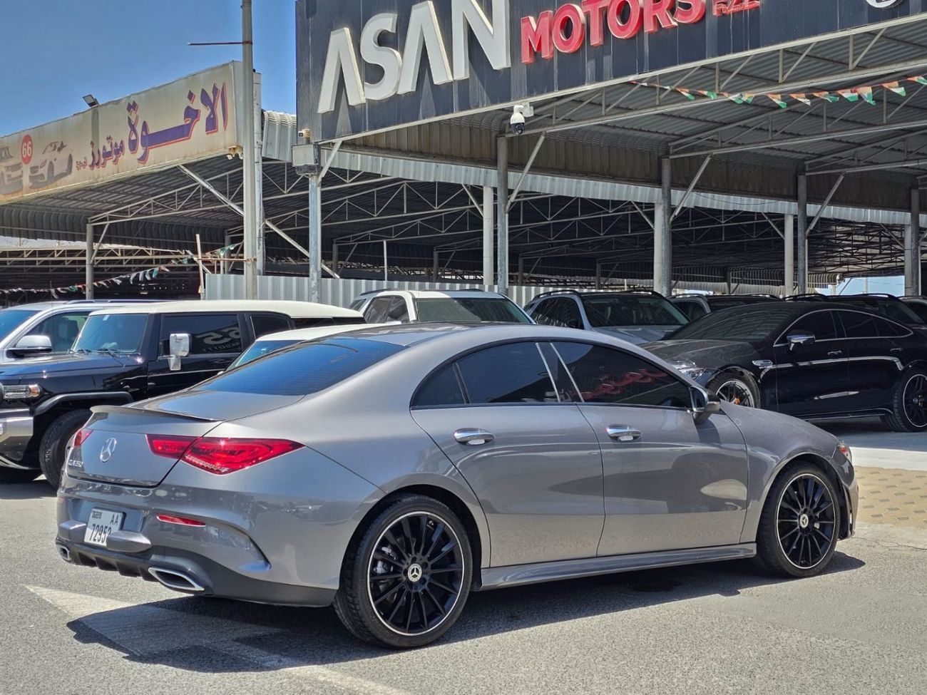 Mercedes-Benz CLA 250 Premium + 2.0L