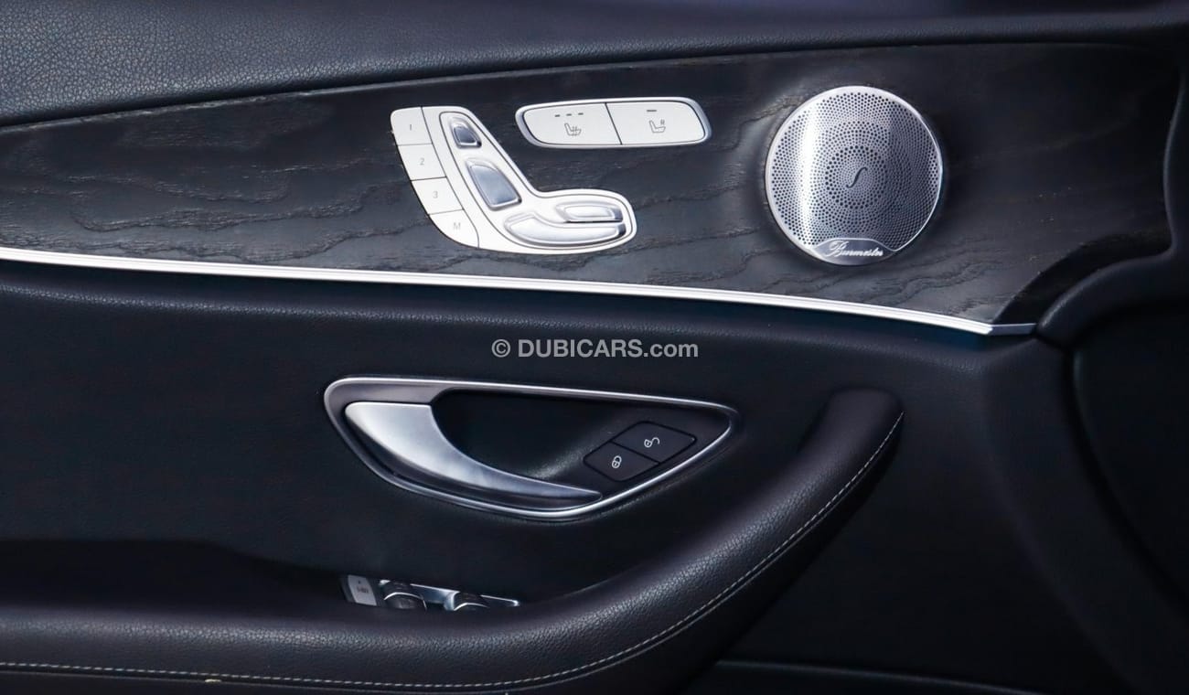 Mercedes-Benz E300 4matic