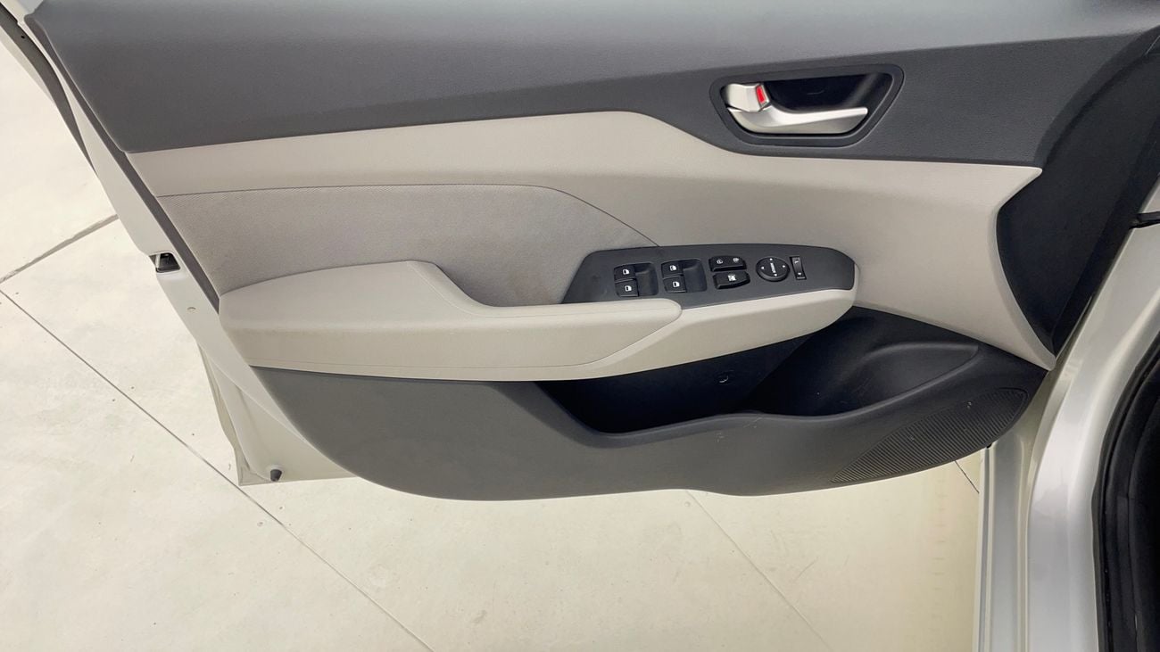 هيونداي أكسنت GL 1.6 | بدون دفعة مقدمة | اختبار القيادة في المنزل