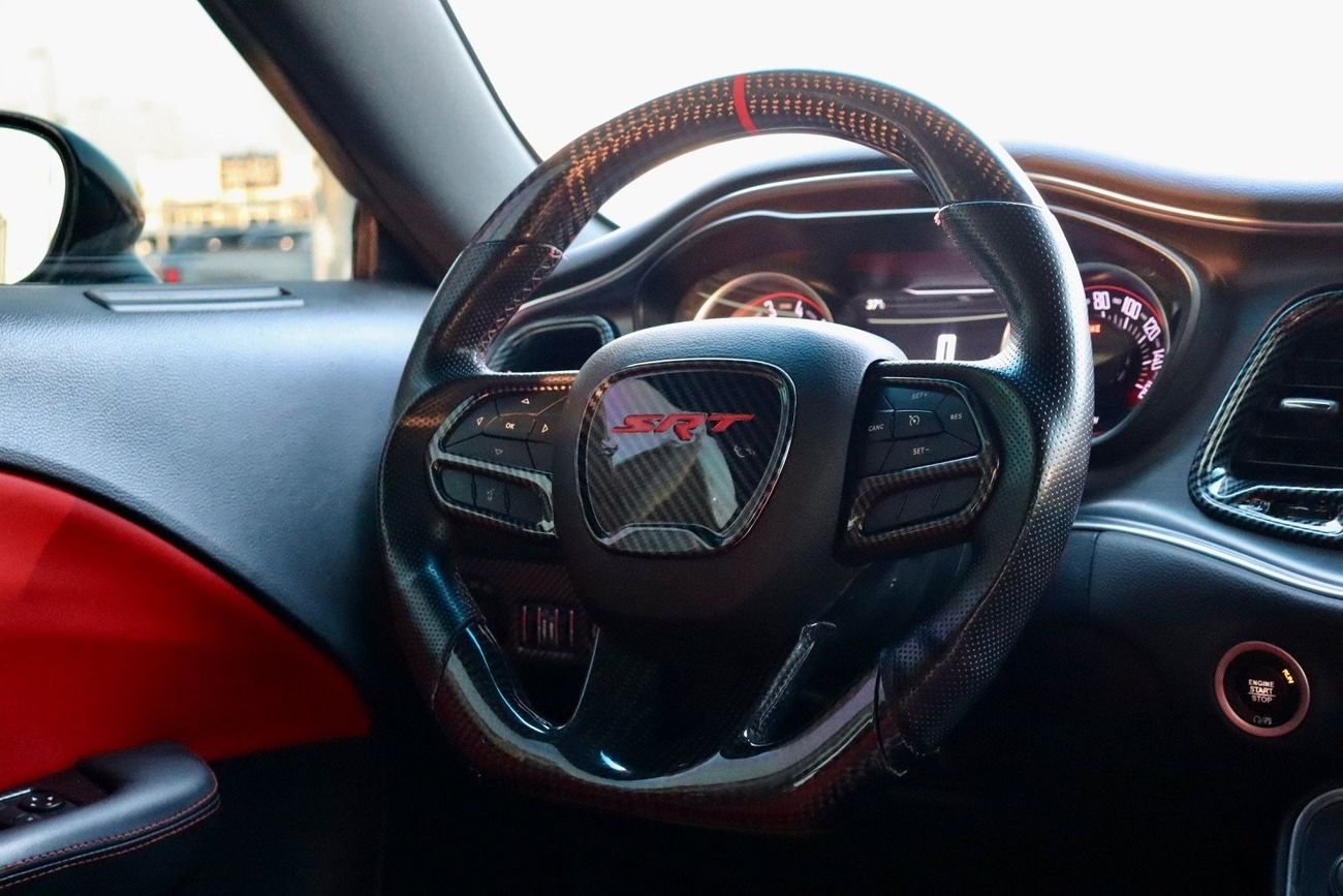 Dodge Challenger Dodge Challenger R/T / USA / 2018 / 5.7L /