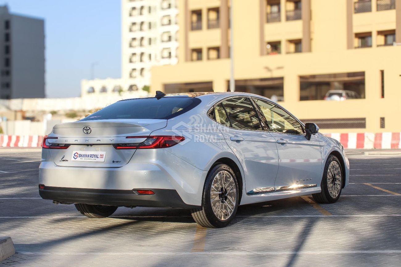 تويوتا كامري LUMIERE 2.5L HYBRID AT FWD AT 2026MY